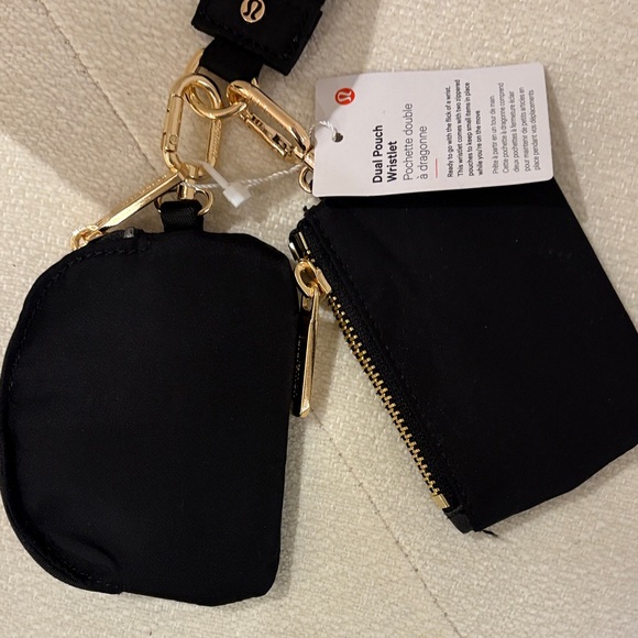 lululemon athletica Black and Gold Key Holder Set - Picture 7 of 10
